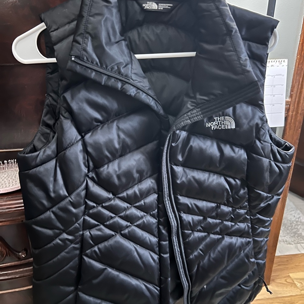 Black The North Face vest